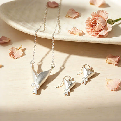 Flower arrangement necklace and earring set - Instagram-worthy personalized wearable bouquet jewelry
