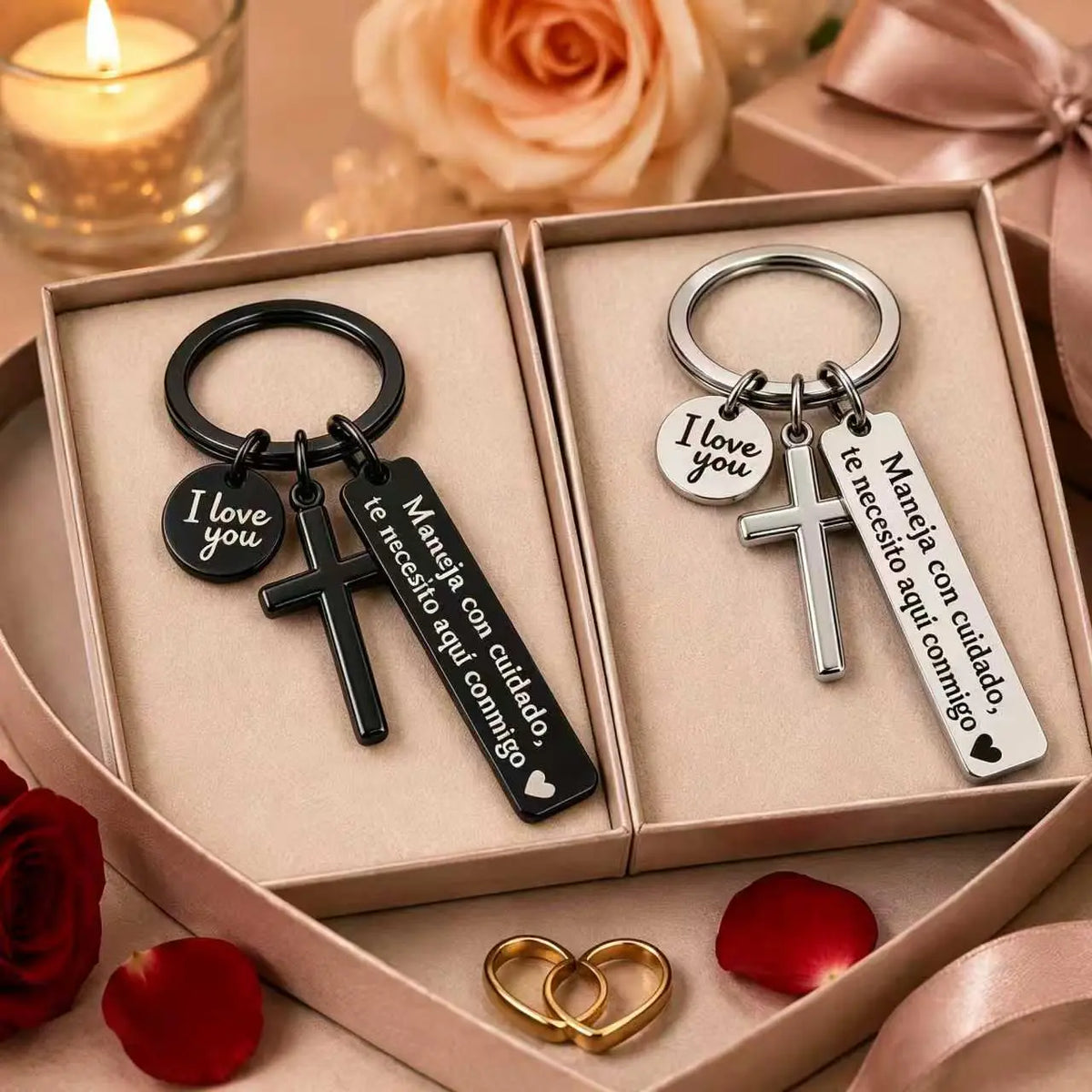 "I Love You" Charm, "Maneja Con Cuidado Te Necesito Aquí Conmigo" Lettering